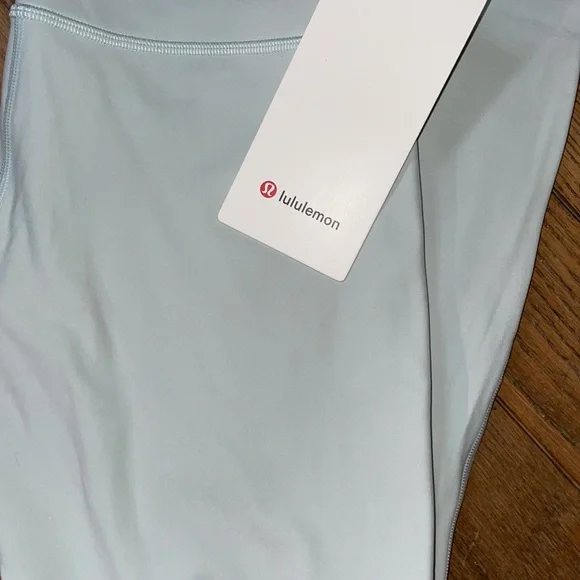NWT LULULEMON ALIGN Pant Leggings 25” OCEAN AIR baby blue off white 8 Nulu - Picture 4 of 6